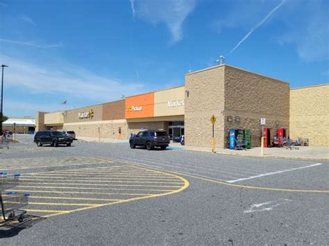 Walmart supercenter chesapeake va - Find the address, location, hours and reviews of Walmart Supercenter in Edinburgh West Shopping Center, a mall in Chesapeake, Virginia. See the map, directions and store rating of …